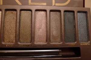 Urban Decay Naked Palette Review 4