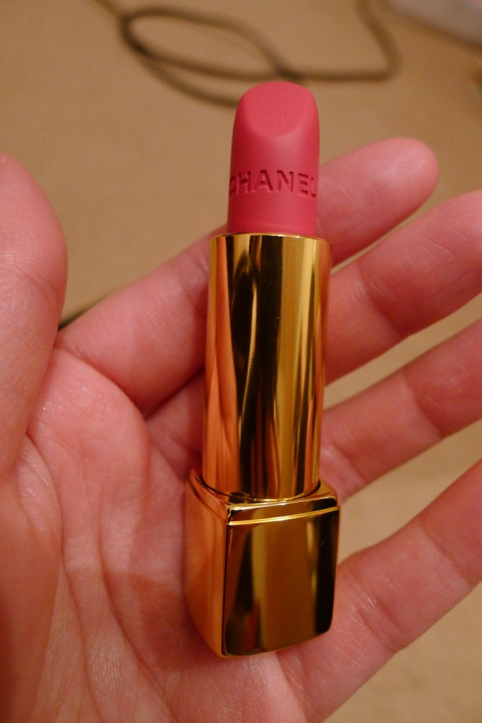 Chanel Rouge Allure Velvet Lipstick Review 6