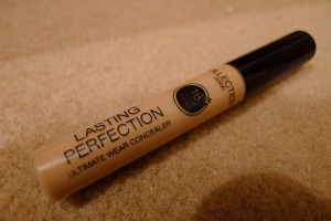 Collection 2000 Lasting Perfection Concealer Review 1