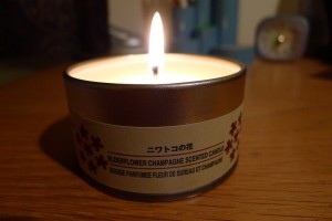 Muji Tin Candle Review 4