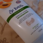 St Ives Apricot Scrub Review 1
