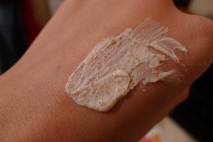 St Ives Apricot Scrub Review 3