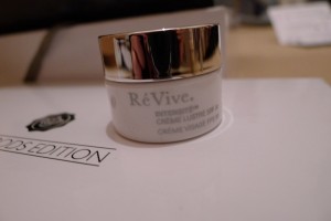 Glossy Box March Harrods Edition 6