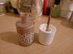 Models Own Nude Beige Nail Polish 4