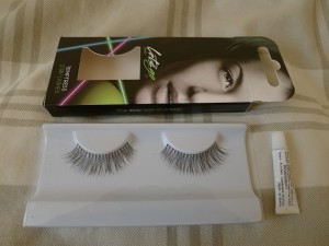 Lets Go False Eyelashes Review 3