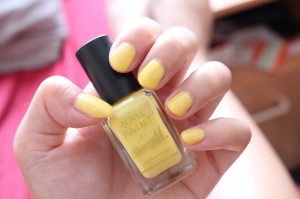 Barry M Lemon Ice Cream Nail Polish Review 1