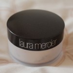 Laura Mercier Loose Setting Powder Review 1