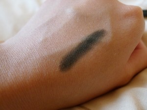 MAC Smolder Eye Kohl Eyeliner Review 6