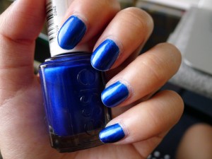 Nail Of The Day Essie Aruba Blue Nail Polish Review 1