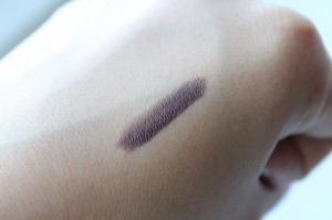 Stila Smudge Stick Waterproof Eyeliner Review 3
