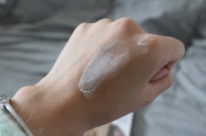 L'Occitane Rose Petals Hand Cream Review 6