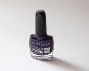 Maybelline Forever Strong Nail Polish Review 2