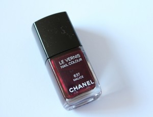 Chanel Malice Nail Polish Review 1