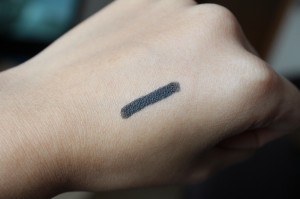 Stila Kajal Eyeliner Review 4