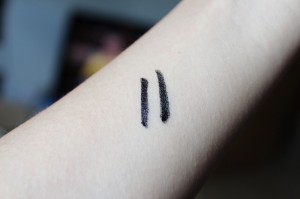 Stila Stay All Day Waterproof Liquid Eyeliner 2