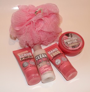 Soap and Glory Small Wonders Hat Box Review 3